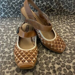 PILOLINOS,  Gandia Perforated Nude